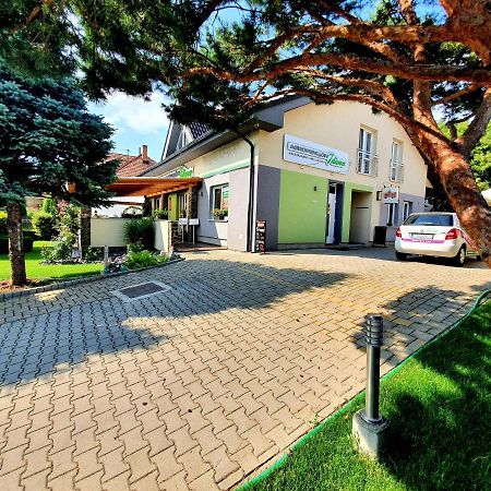 Agropenzion 7Divov Dolna Krupa Luaran gambar