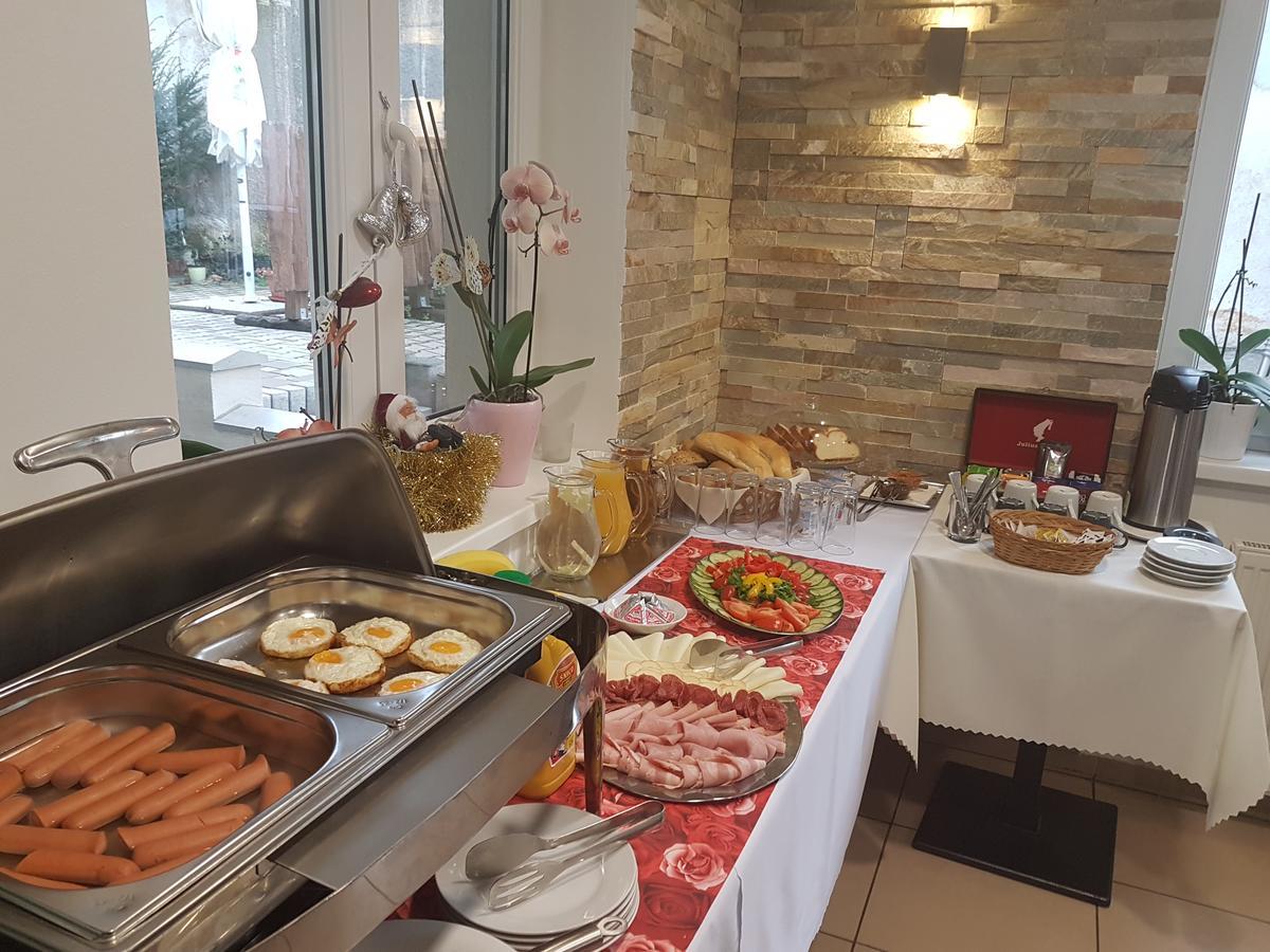 Agropenzion 7Divov Dolna Krupa Luaran gambar
