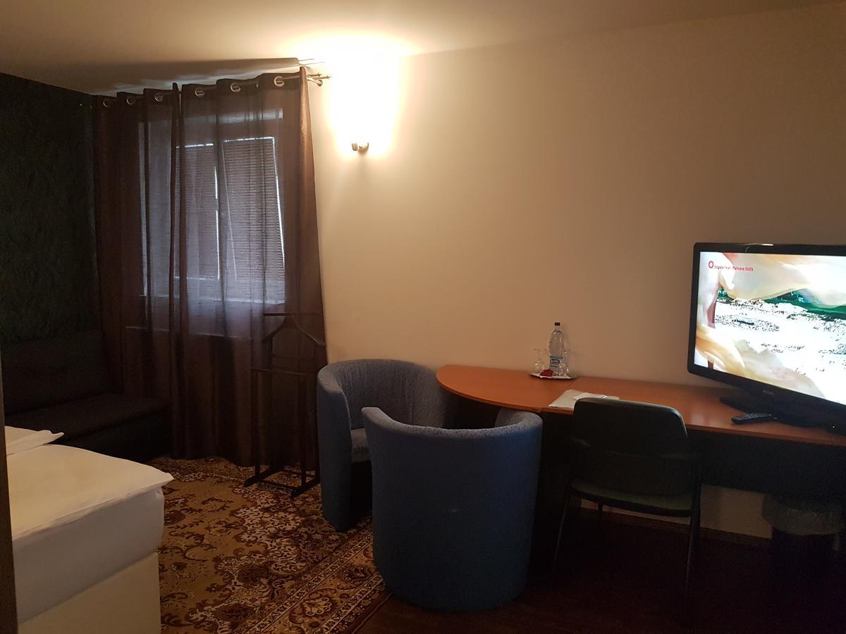 Agropenzion 7Divov Dolna Krupa Luaran gambar